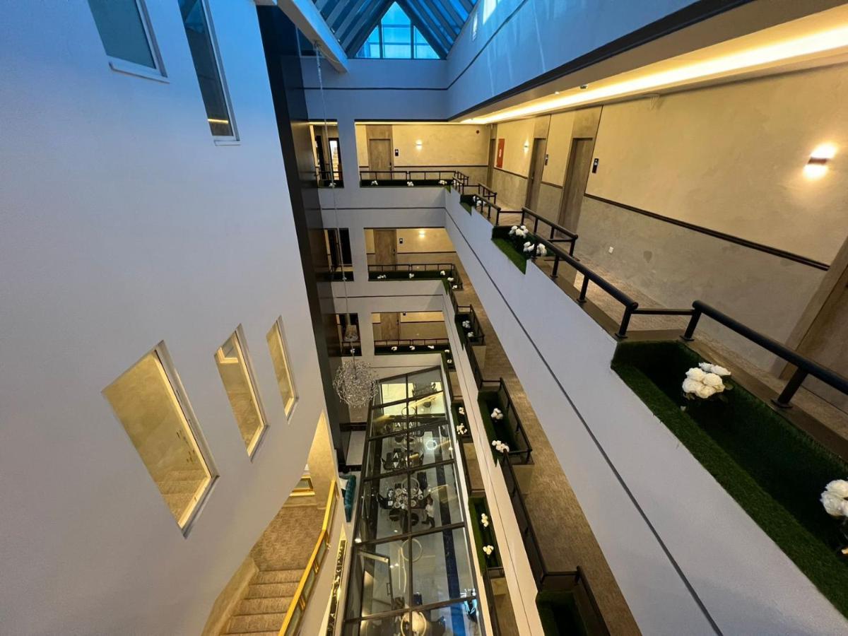 Kaya Hotel Amman Exterior foto