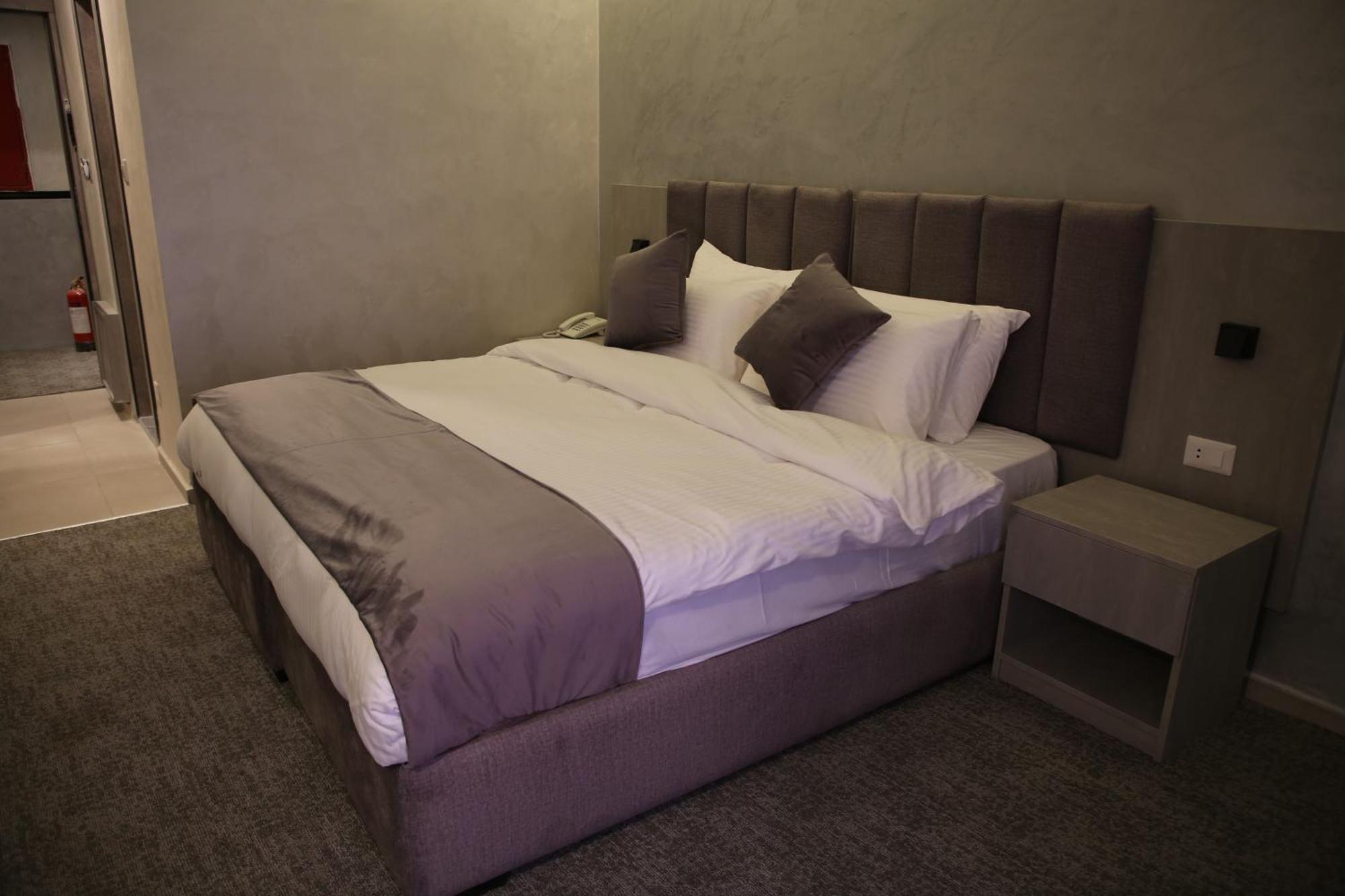 Kaya Hotel Amman Exterior foto